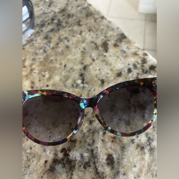Gorgeous Prada sunglasses, used - Picture 4 of 12